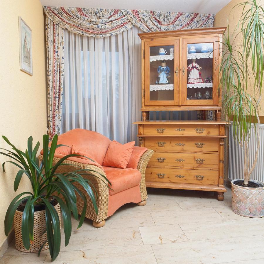 Annas Gaestehaus Отель 3*